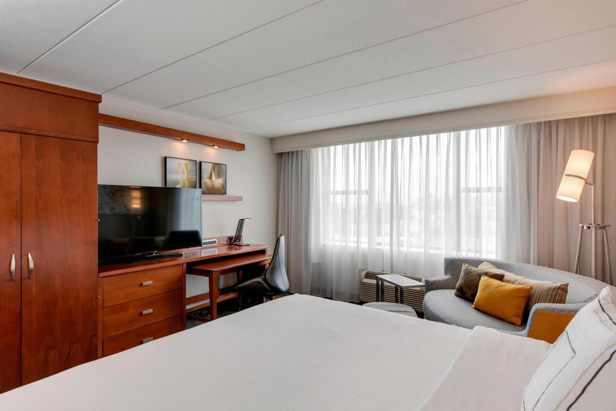 Courtyard By Marriott Boston Logan Airport Hotel Kültér fotó