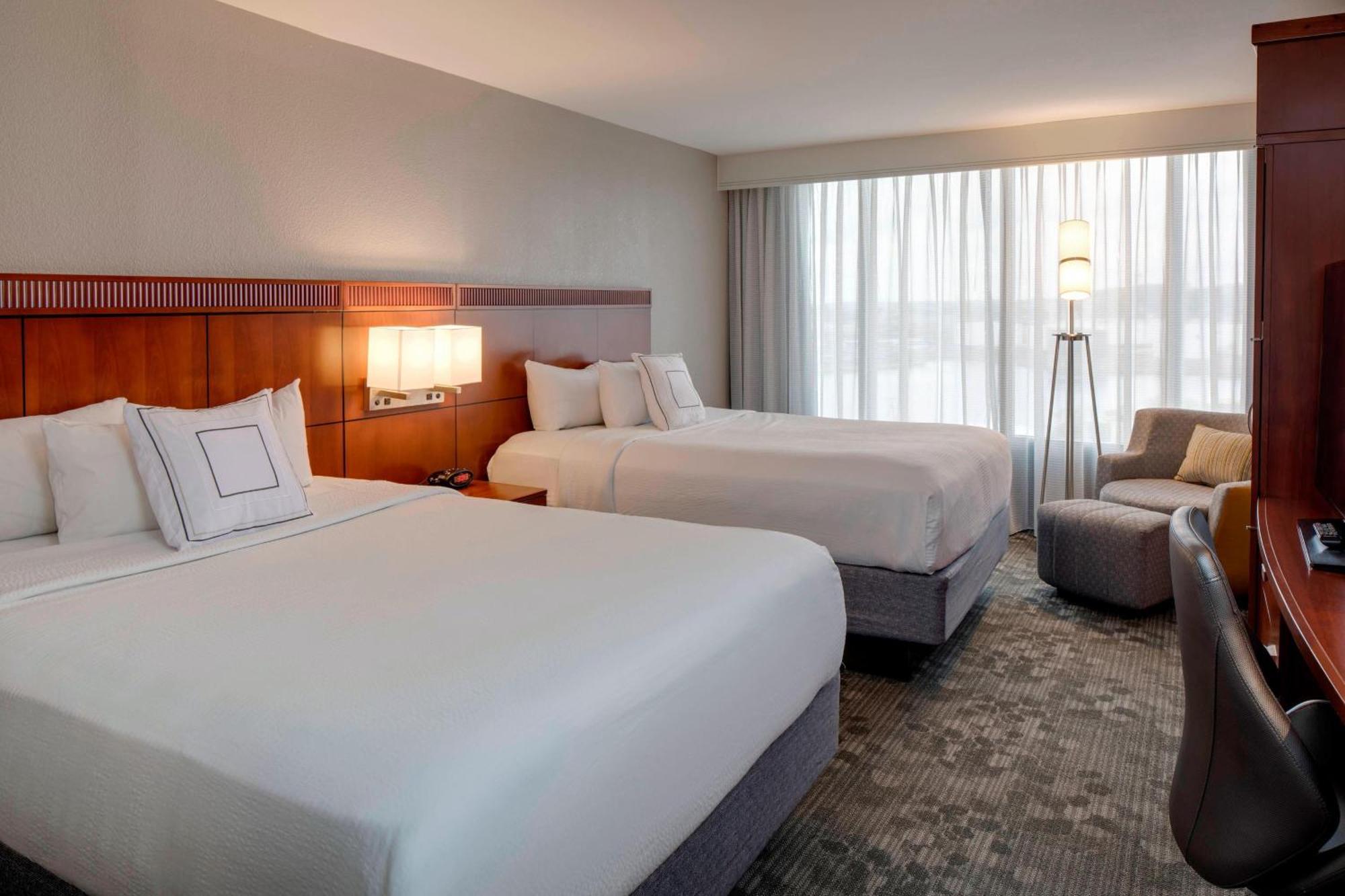 Courtyard By Marriott Boston Logan Airport Hotel Kültér fotó