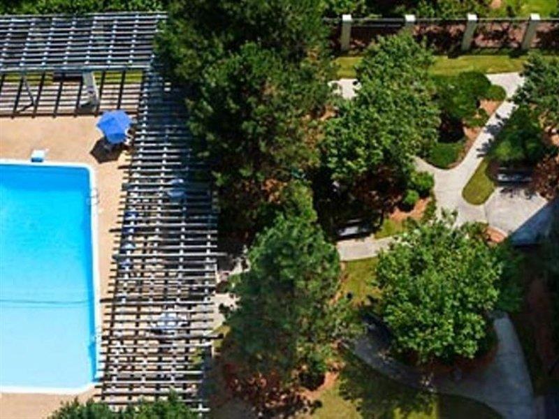 Courtyard By Marriott Boston Logan Airport Hotel Kültér fotó
