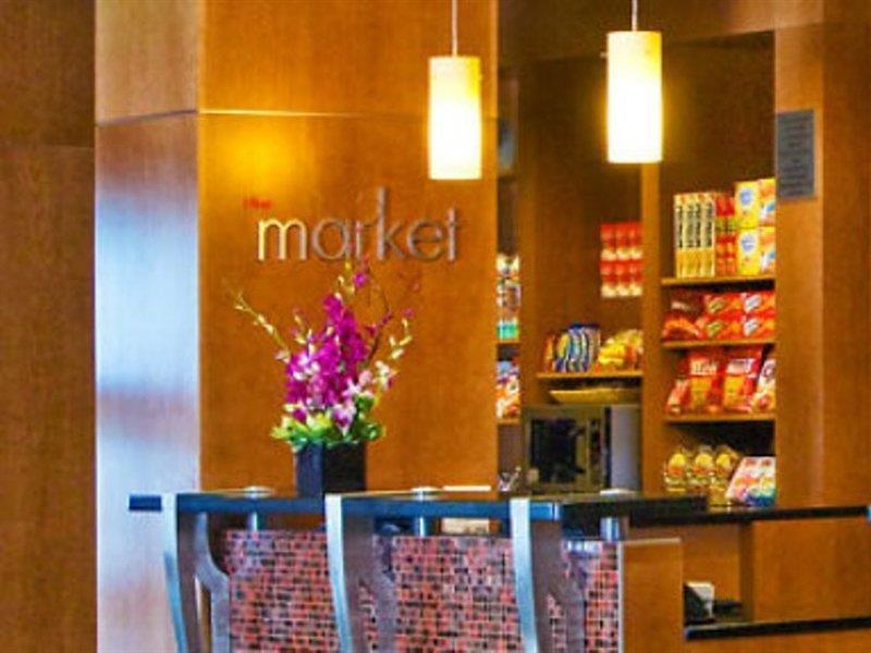 Courtyard By Marriott Boston Logan Airport Hotel Kültér fotó