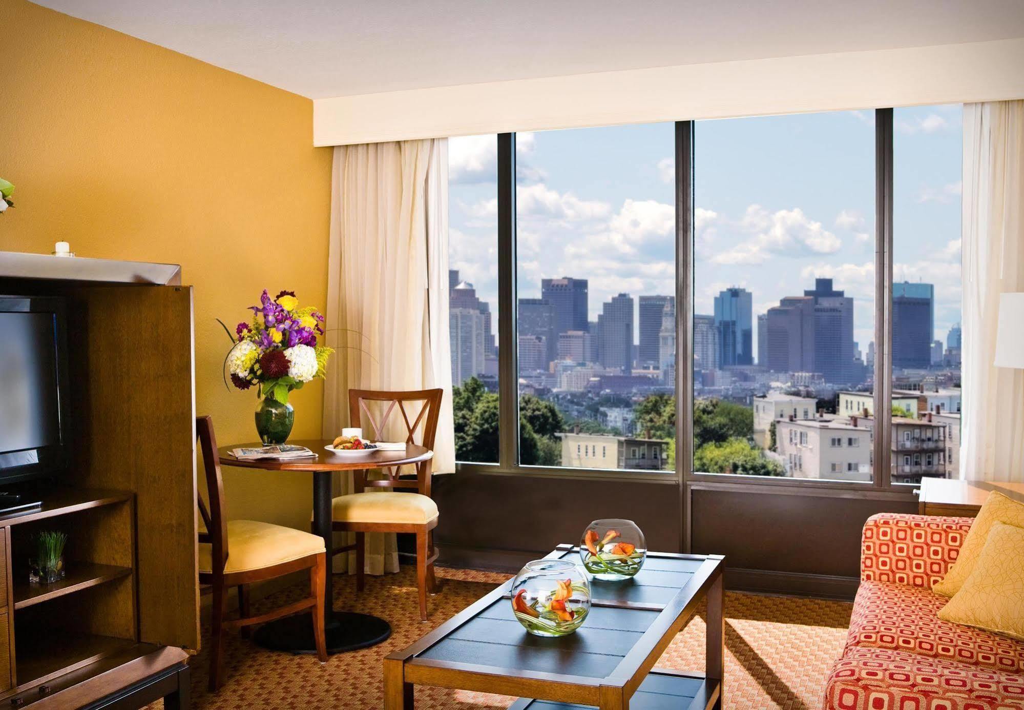 Courtyard By Marriott Boston Logan Airport Hotel Kültér fotó
